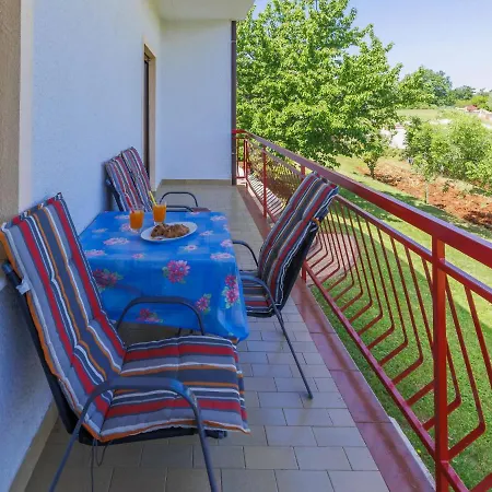 Apartamento Ana-1 By Interhome *